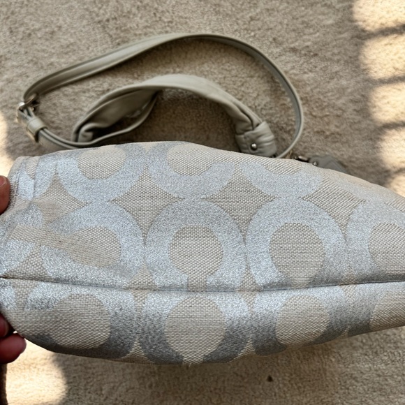 Vintage Y2K Coach Parker OP Art Signature Silver Bag (13508) - Picture 15 of 15